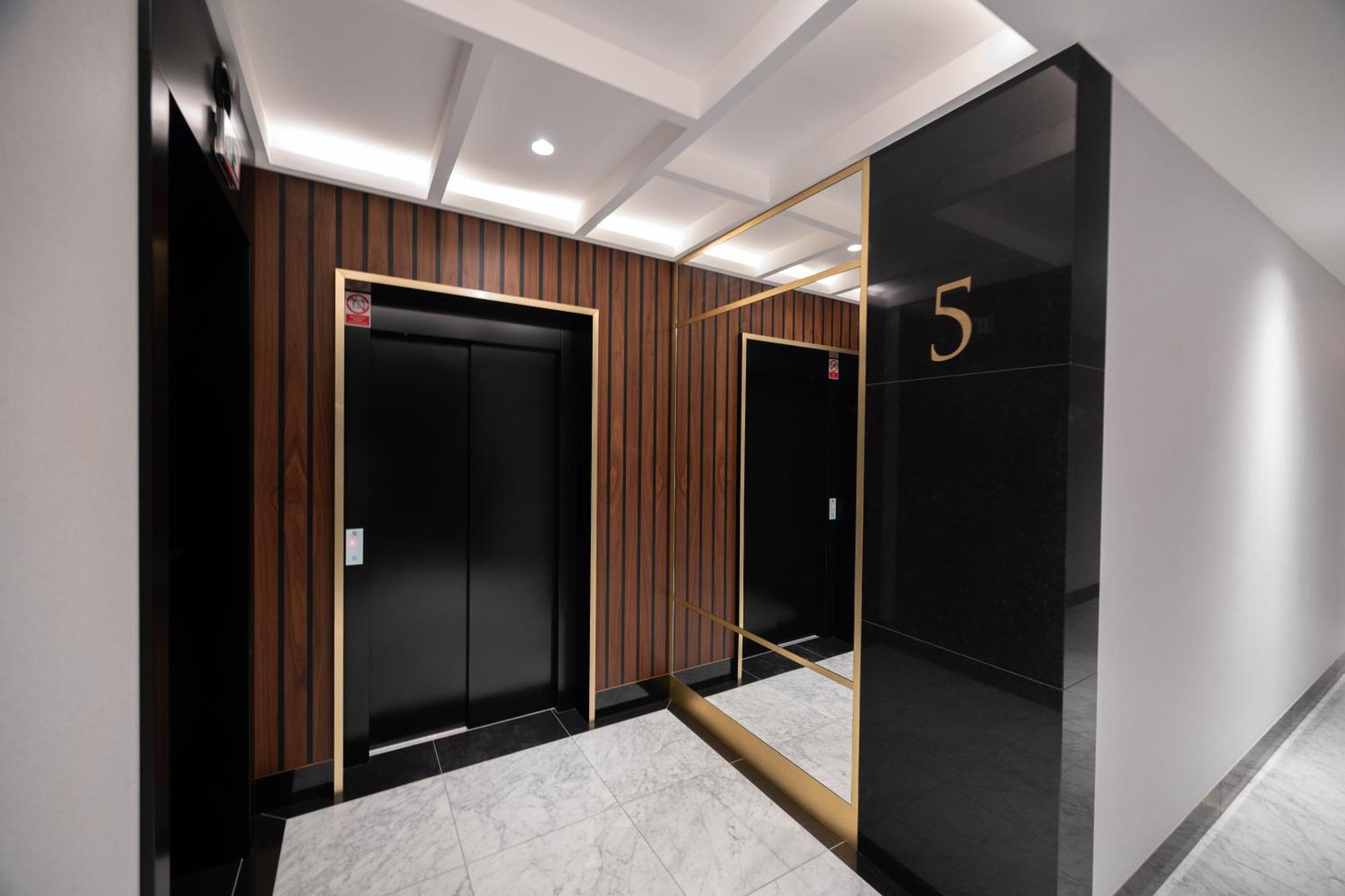 Apartment Brabank Riverside Stara Stocznia Premium Sauna & Gym Gdansk Exterior photo